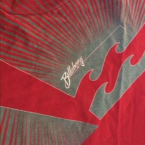 Billabong tshirt