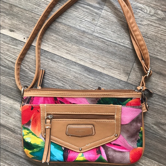 Rosetti Handbags - 🌴SUMMER CLEARANCE🌞 Rosetti purse