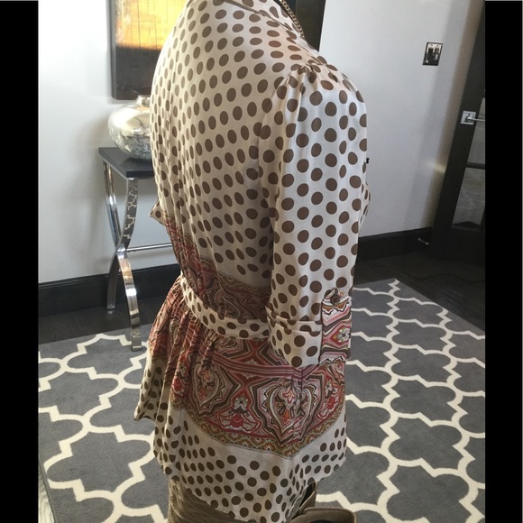 BCBG MaxAzria Tie Waist Blouse (100% Silk)❤️ - Picture 7 of 8