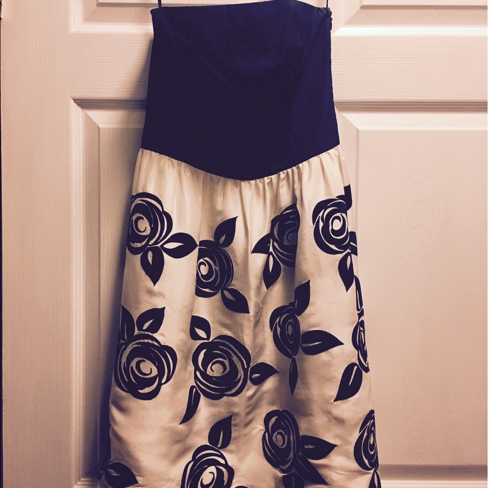 White House Black Market Strapless Dress