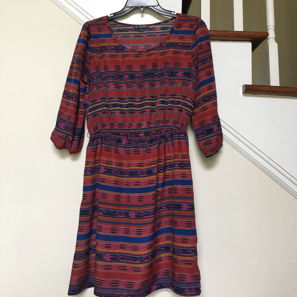 Dress - Picture 2 of 2