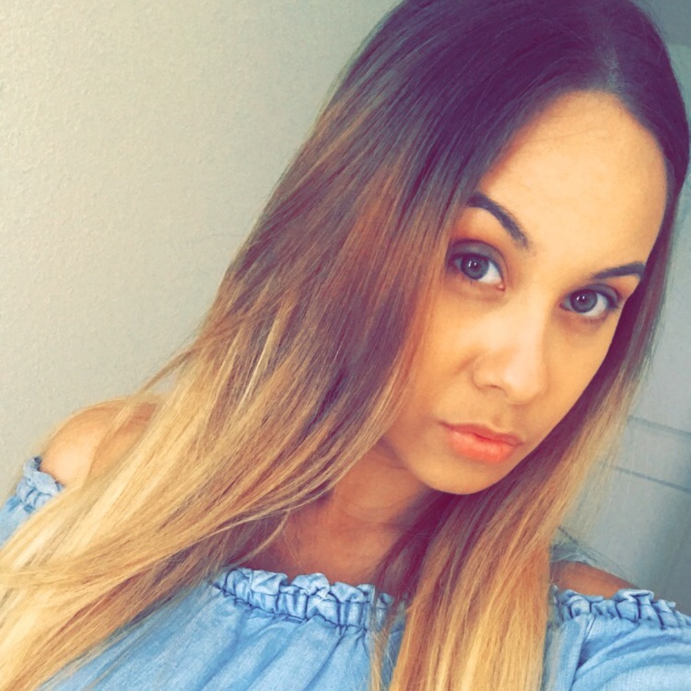 Meet your Posher, Ivana