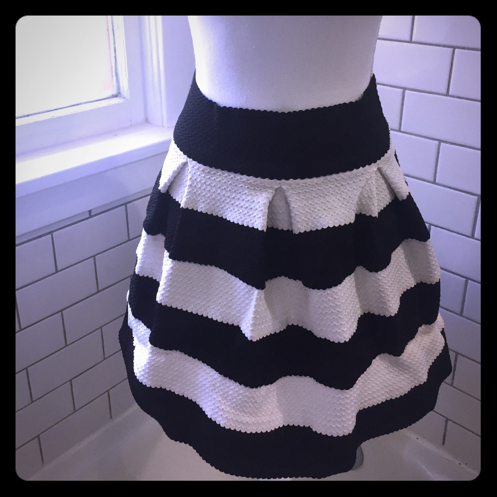 "Xhilaration" Black and White Striped Mini Skirt