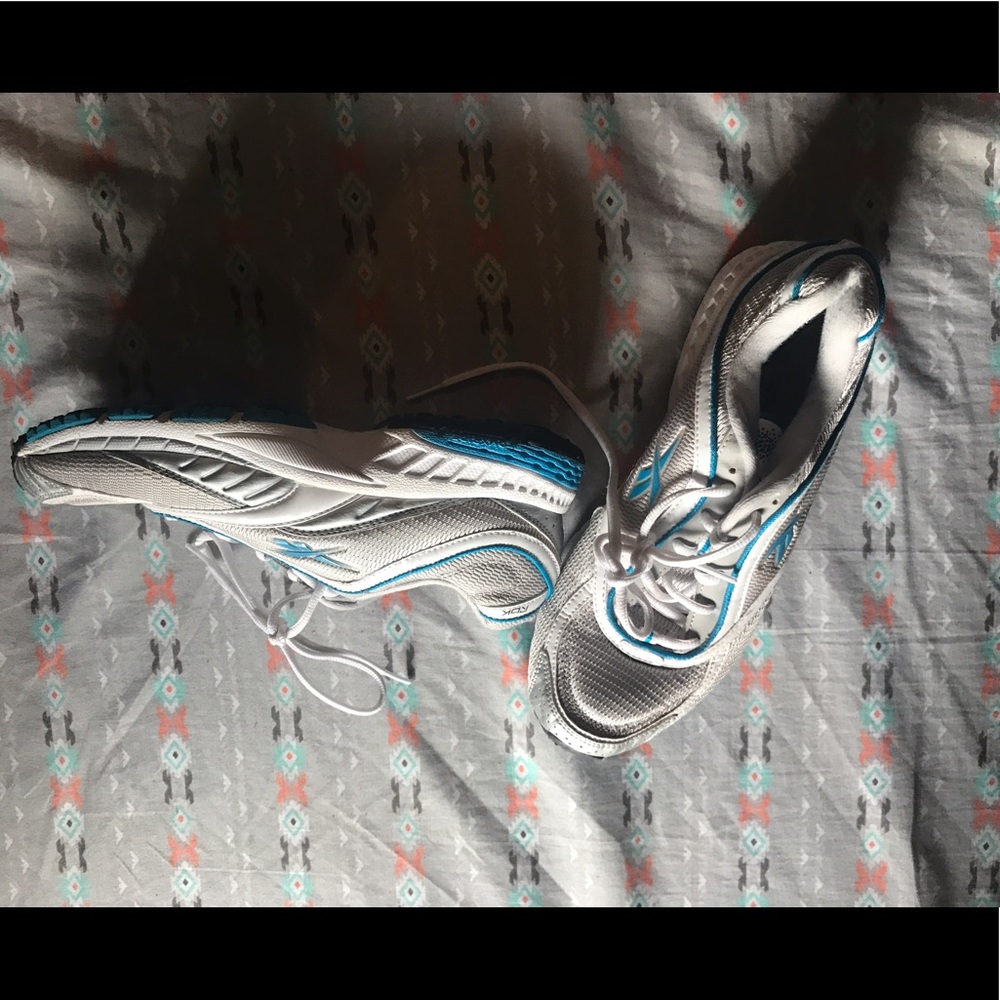 Reebok Gray and Teal Tennis Shoes