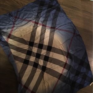 Ombré Burberry silk scarf