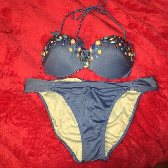 Victoria's Secret Other - Victoria Secret Swimsuit top 34D Bikini