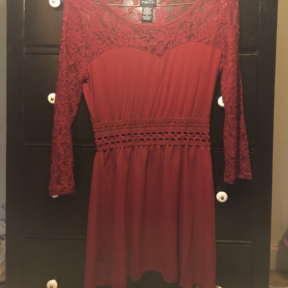 Rue 21 lace maroon dress