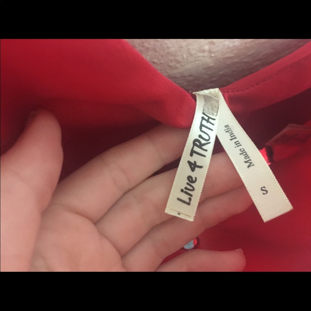 Red crop top - Picture 2 of 2