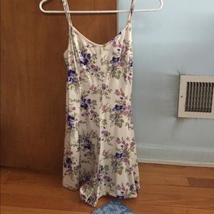 URBAN OUTFITTERS Romper