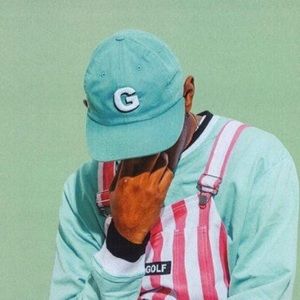 Meet your Posher, Logan