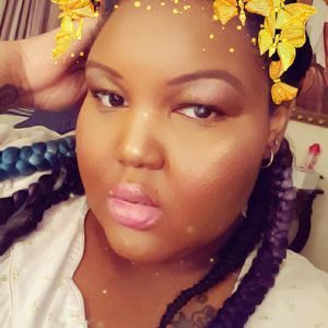 Meet your Posher, Loretta