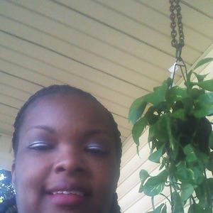 Meet your Posher, Latonya