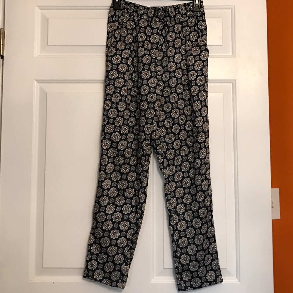 Forever 21 navy/grey silky pants