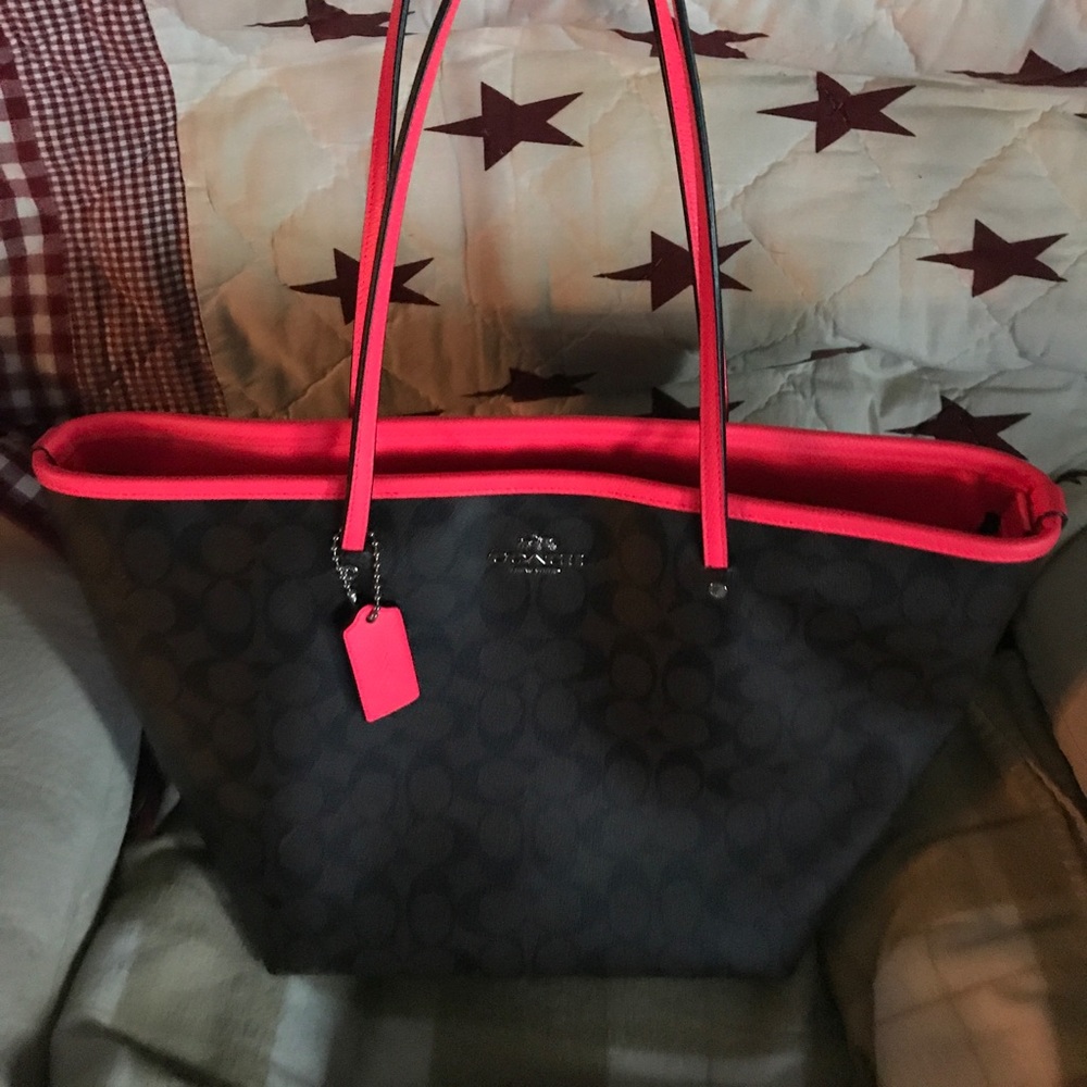Neon pink coach!!!
