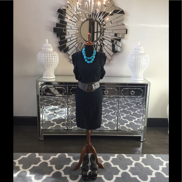 Talula Babaton Shift Dress (100% Silk)❤️ - Picture 8 of 8