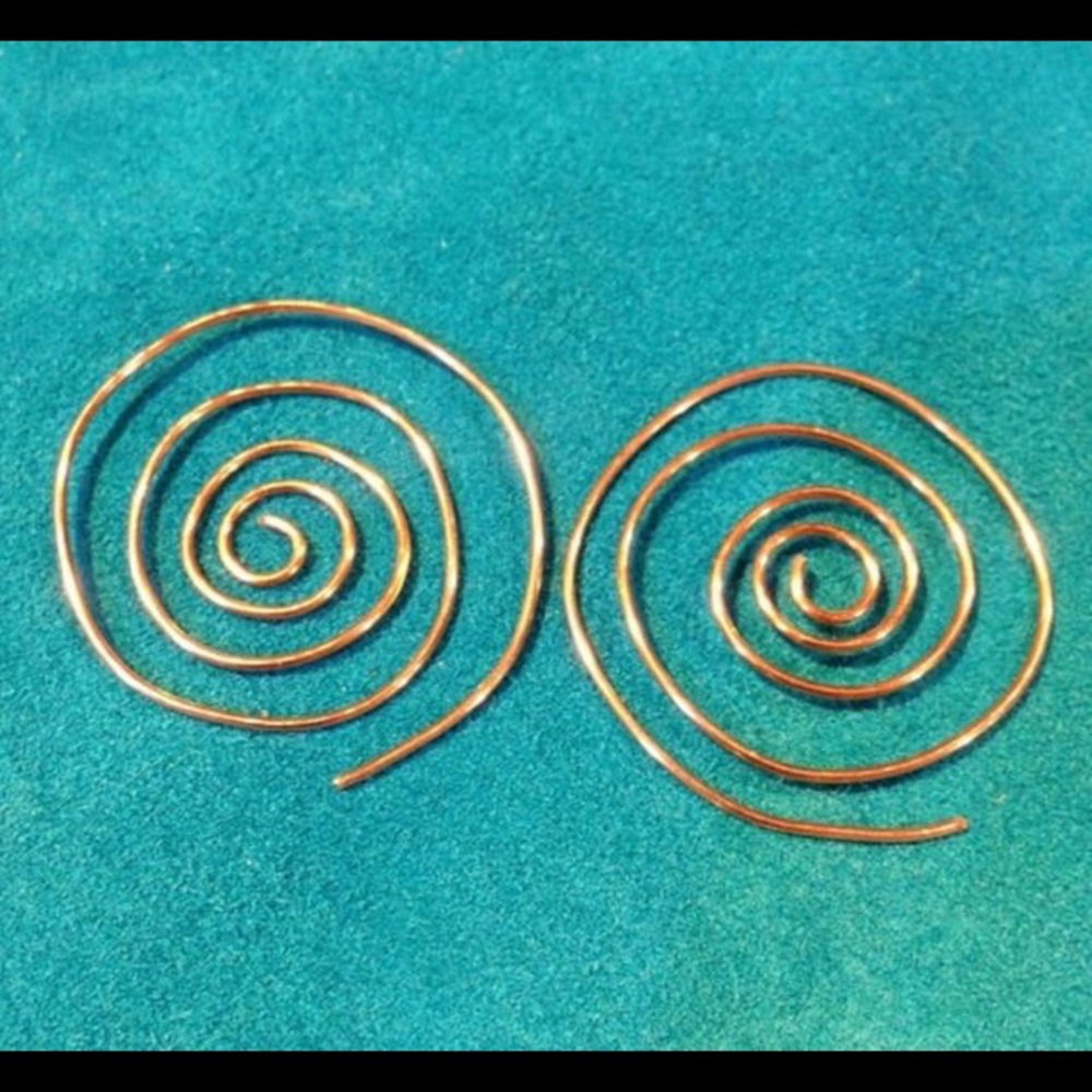14KGF Spiral Threader Earrings