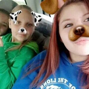 Meet your Posher, Elvira