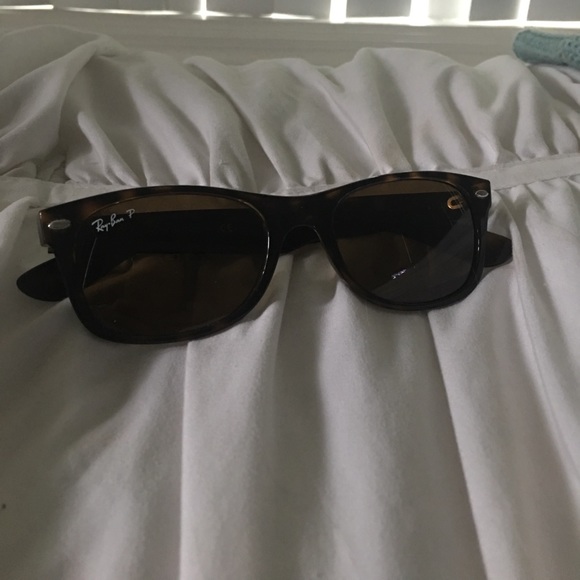 Ray-Ban New Wayfarer Classic Polarized