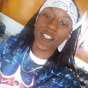 Meet your Posher, Samara