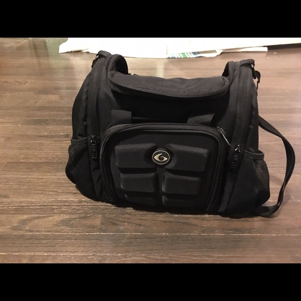 6 pack mini bag