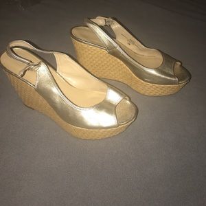 Gold wedge 4 1/2 in Nine West size 10