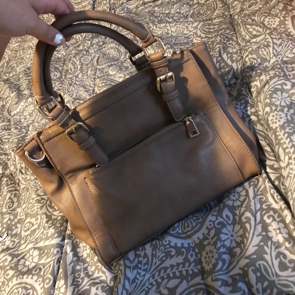 tan handbag