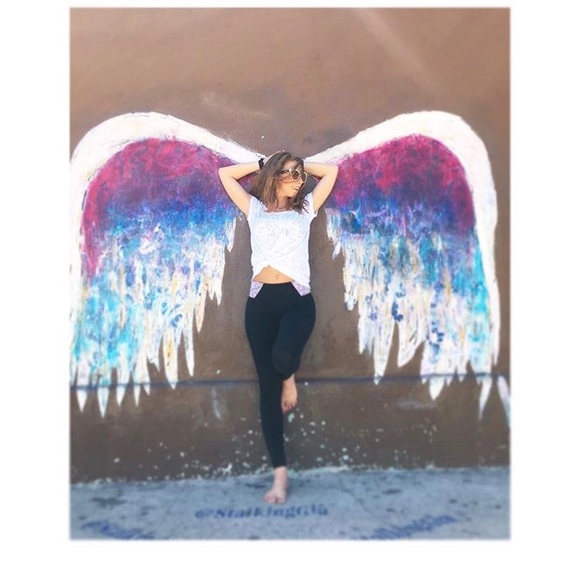 Your Seller, JESSA 🤍 - Picture 9 of 12