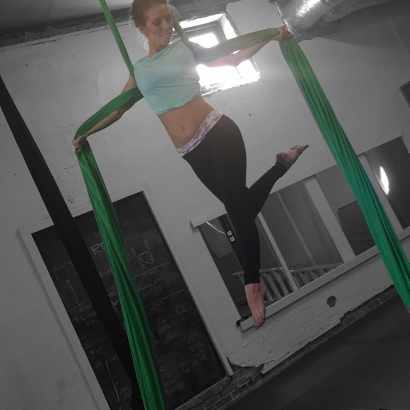 Your Seller, JESSA 🤍 - Picture 10 of 12