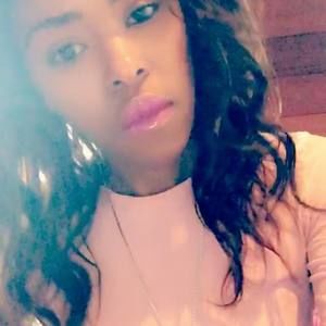 Meet your Posher, Alanea