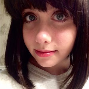 Meet your Posher, Ellie