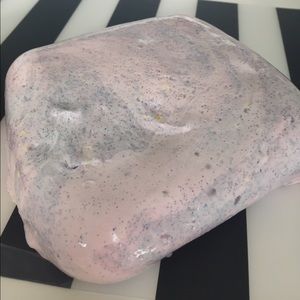 Fluffy slime with container