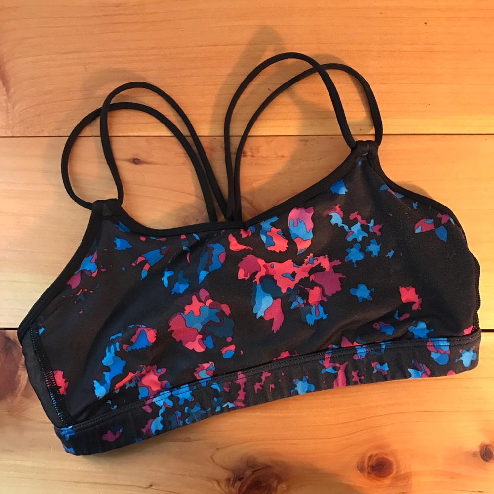 👟LULULEMON MAKE A MOVE BRA👟