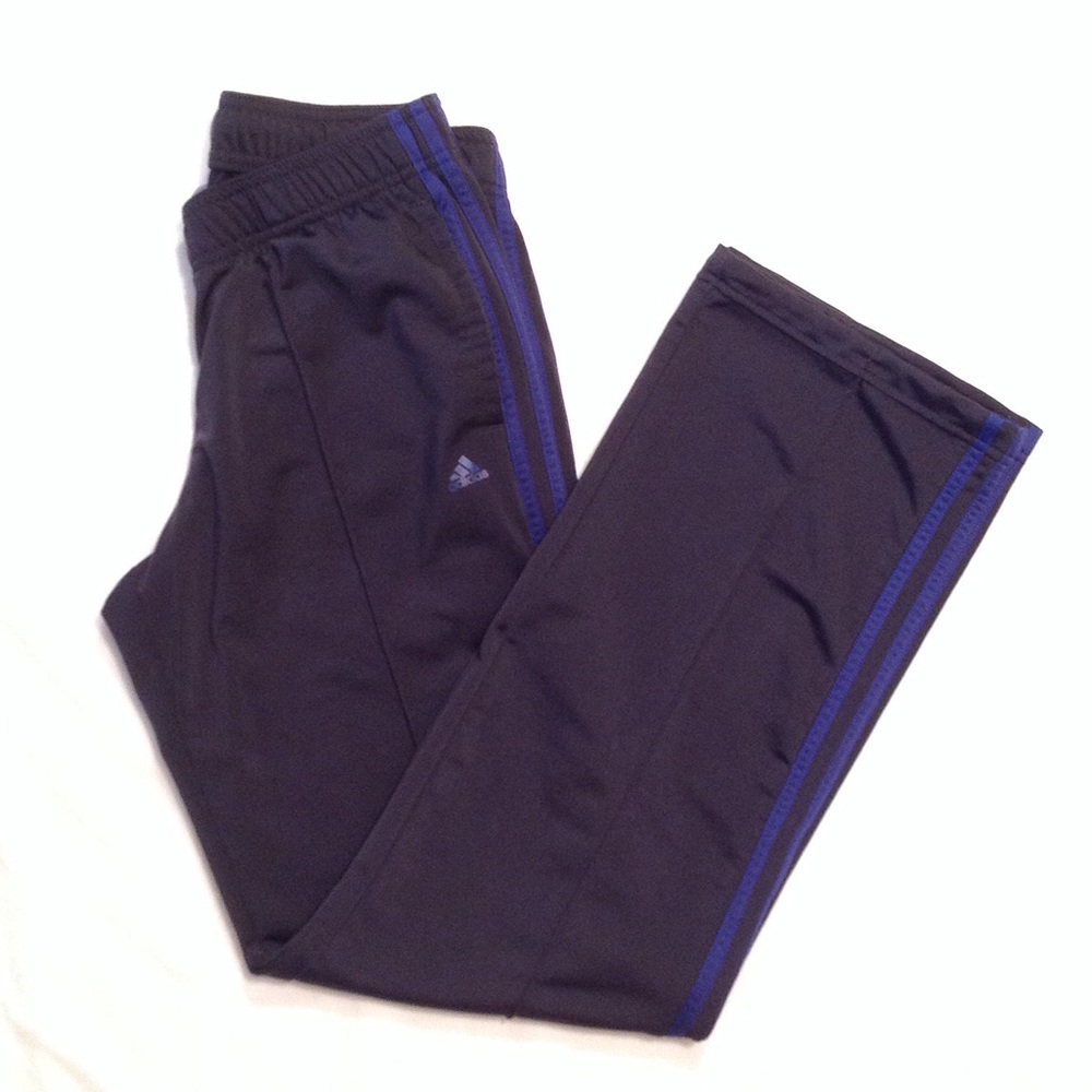 3 for $20📌 Adidas pants.