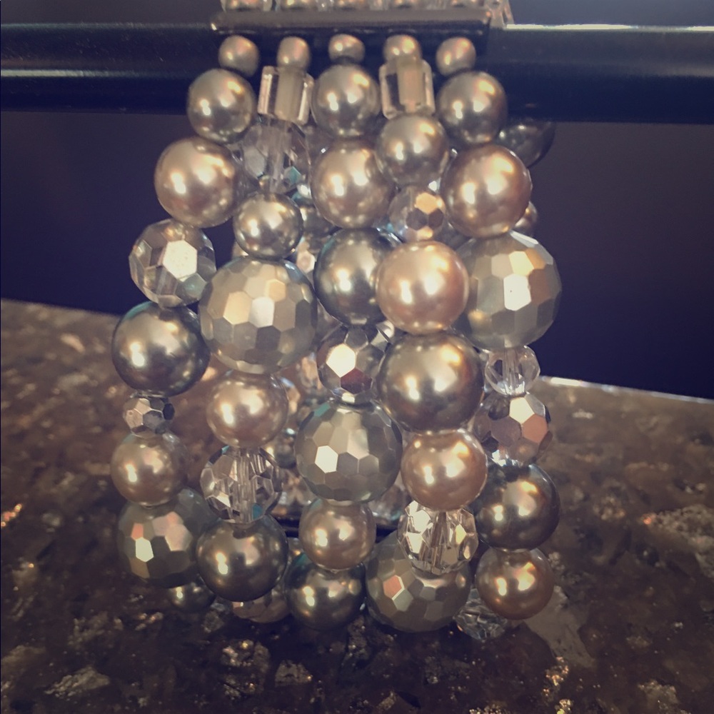 Beaded bracelet
