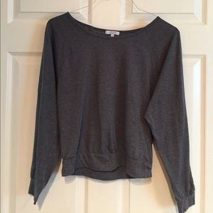 Delia's long sleeve gray tee in Junior size.