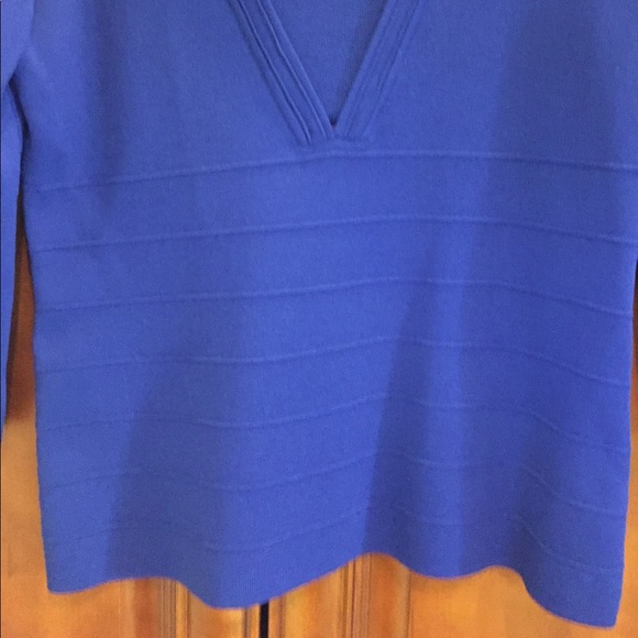 🌸 Beautiful pullover - Picture 3 of 3