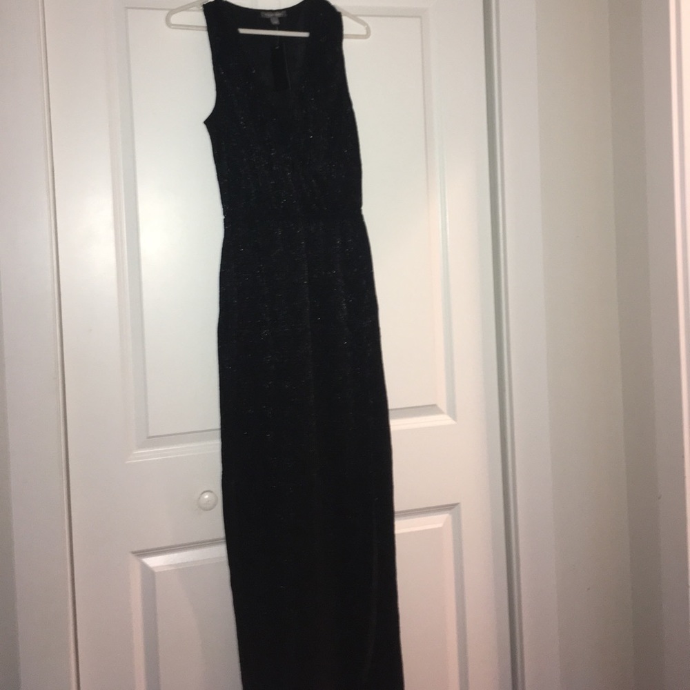 Floor length V-neck Black Formal Dress