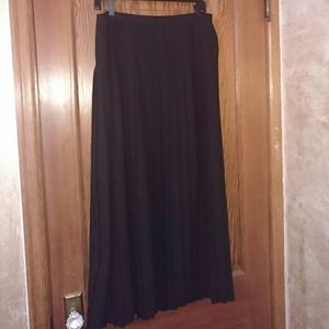 Pleated Maxi Skirt