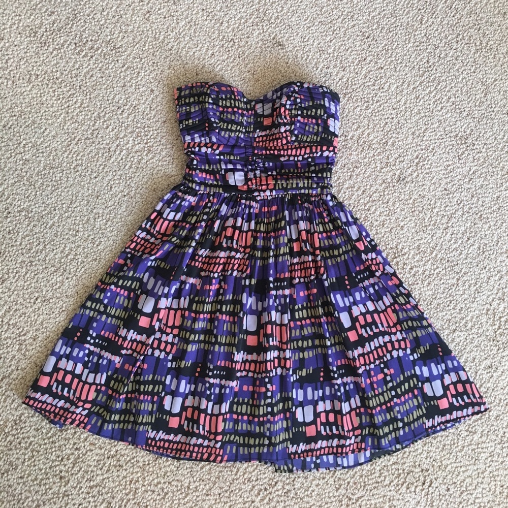 Multicolor Strapless Sweetheart Neckline Dress