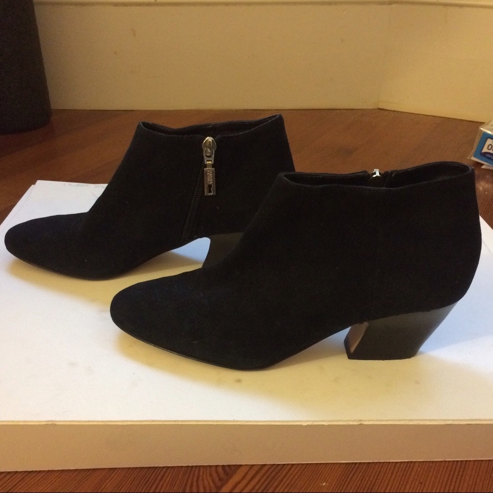 Black suede ankle boots Barely worn!