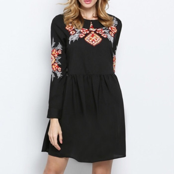 Floral EMBROIDERED Black Longsleeve DRESS NEW - Picture 3 of 4