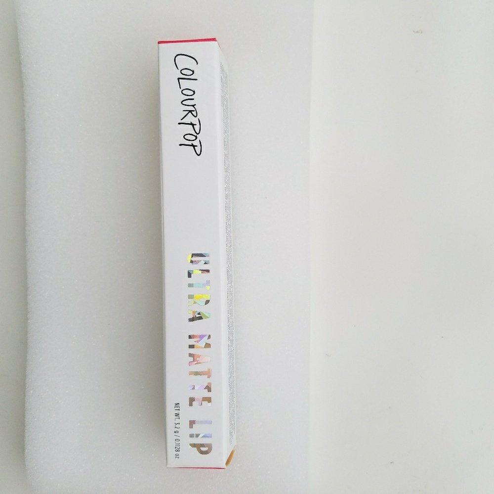 UltraMatte Wednesday Colourpop - Picture 2 of 2