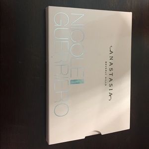 Anastasia Beverly Hills Nicole Guerriero Palette