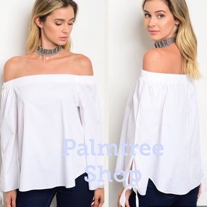 CLEARANCE White off the shoulder top