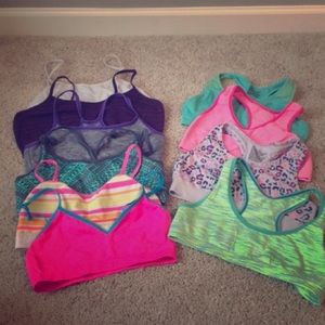 Lot of junior girls sports bras - size CL