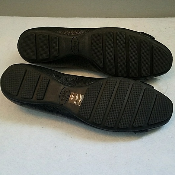 **SOLD**COACH Chelsea Flats - Picture 2 of 4