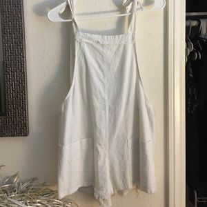 Tiger Mist white overalls