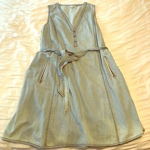 Chambray sleeveless dress