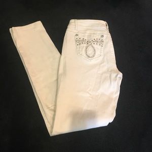 LA Idol White Studded Jeans! Straight leg