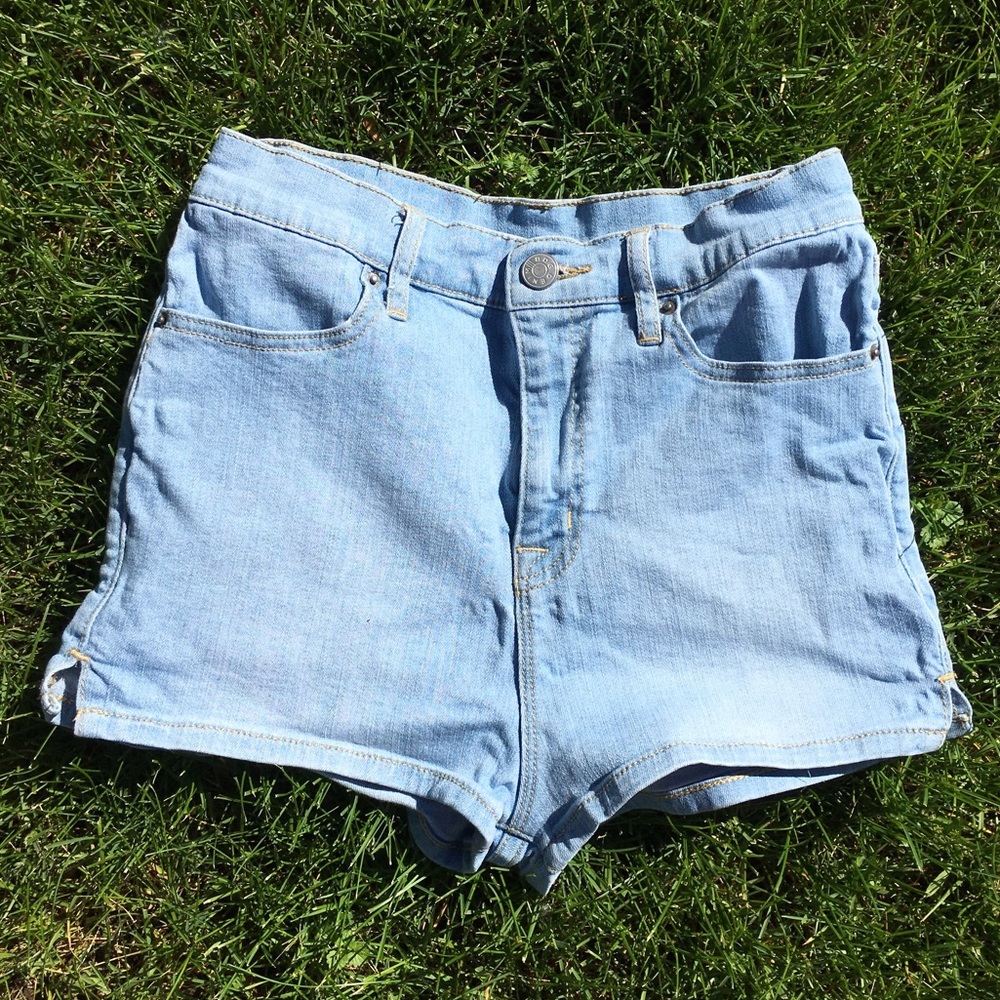 bdg jean shorts 🌱